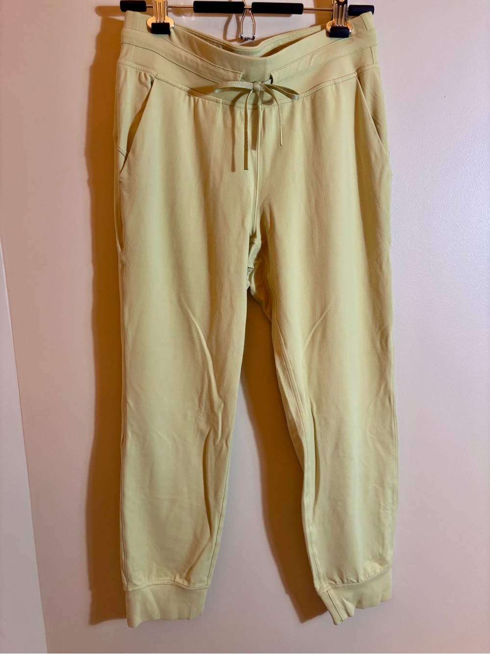 Lululemon Light Green Women's Drawstring High Rise Jogger Sweatpants size 8